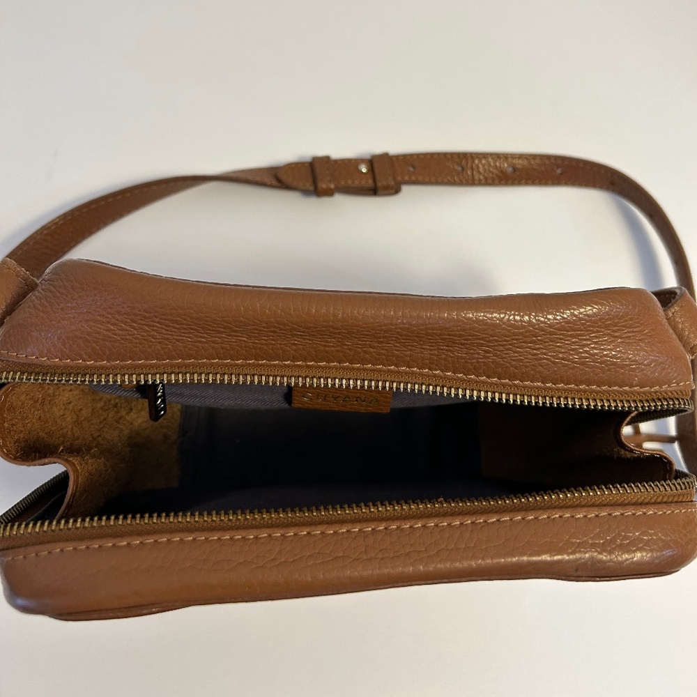 Cuyana Brown Leather Crossbody Bag - Picture 5 of 7